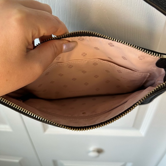 NWOT Kate Spade Runaround Medium Crossbody (Black) - Picture 7 of 8